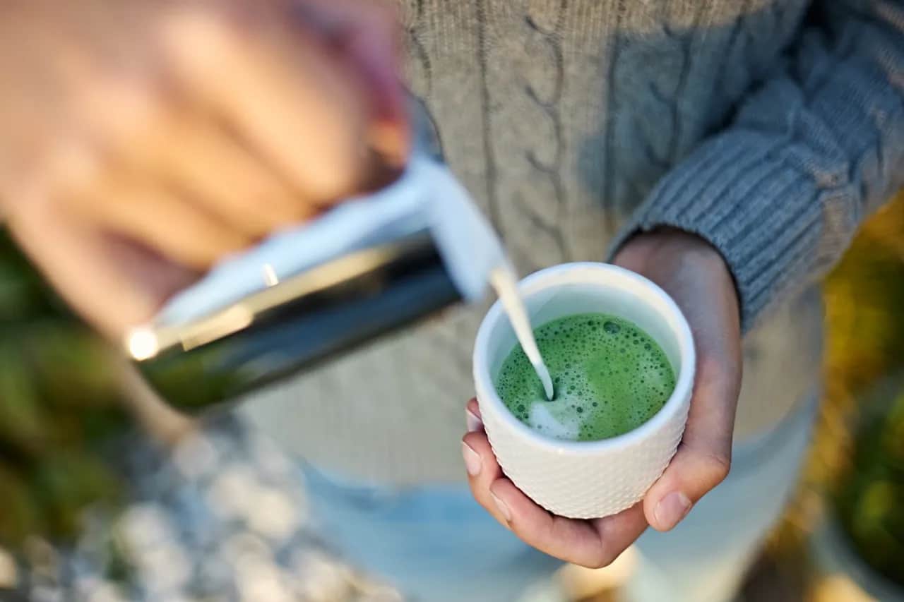 Jak smakuje matcha? Odkryj sekrety idealnego smaku!