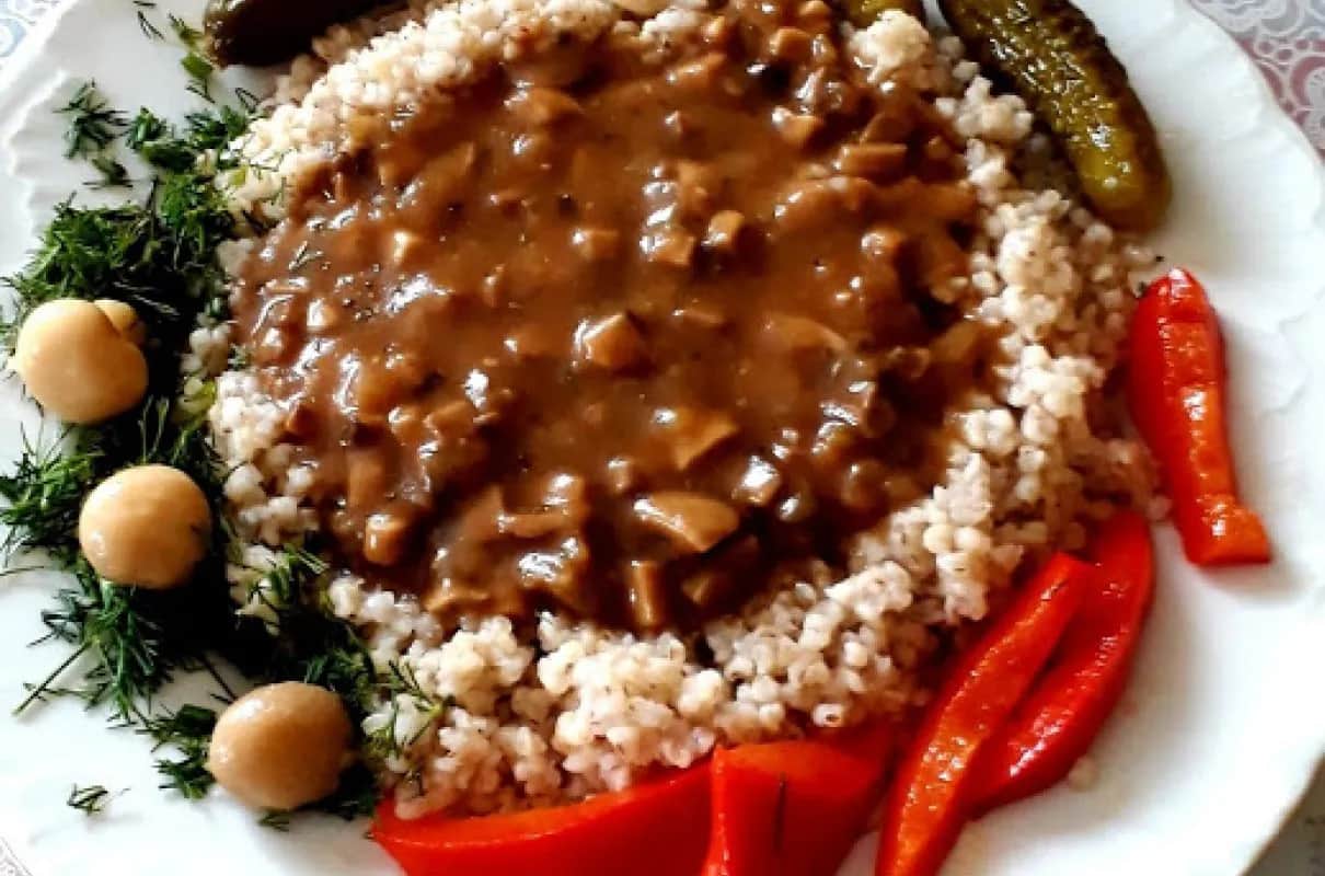 Sos do kaszy z niczego? Wyczaruj smak z pustej lodówki!